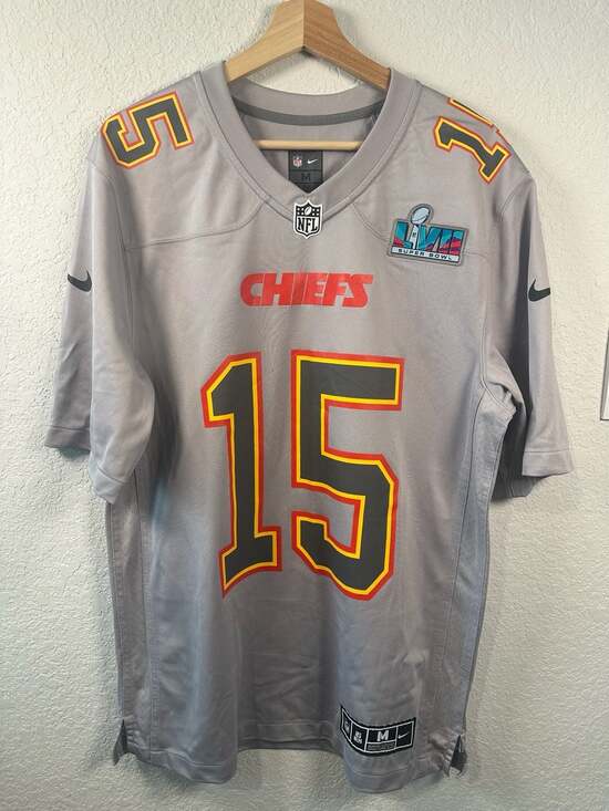 Nike Other - Nike Kansas City Chiefs Patrick Mahomes 15 Super Bowl LVII Grey Jersey Size M
